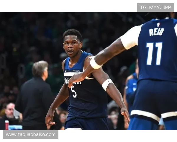 NBA狼队新赛季崛起之路探秘年轻核心如何引领未来辉煌