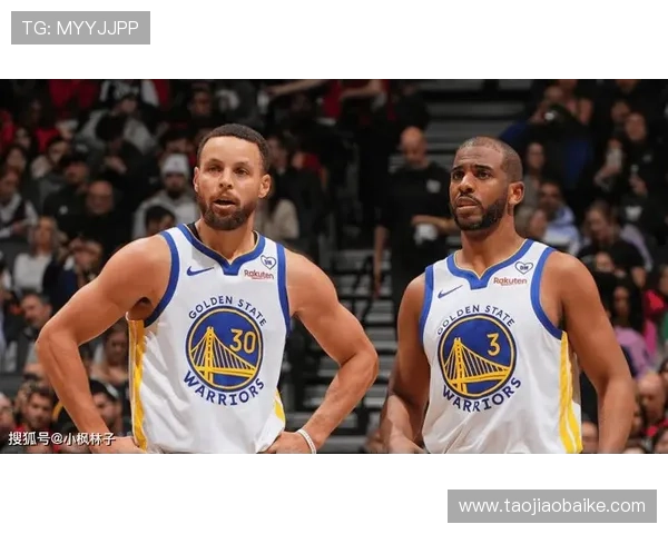 勇士队新赛季阵容全面升级 球员合作与战术革新为冠军冲刺注入动力