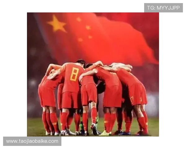 国足奋力拼搏终获胜利 全场鏖战展现顽强斗志引球迷热议