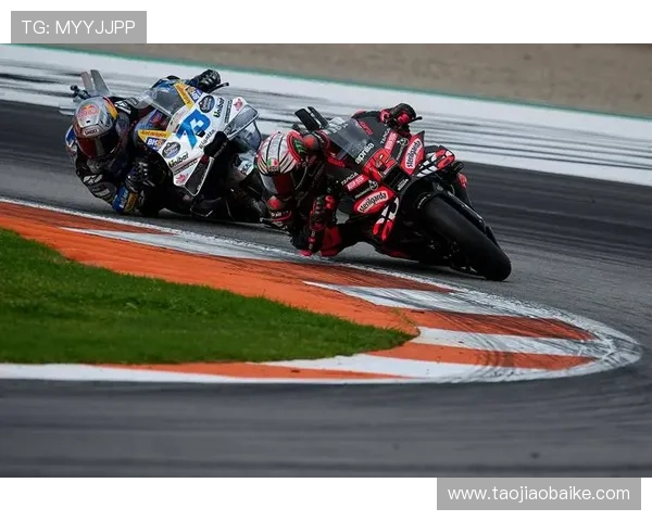 摩托车大奖赛最新战况分析 突破性技术引领赛道风云