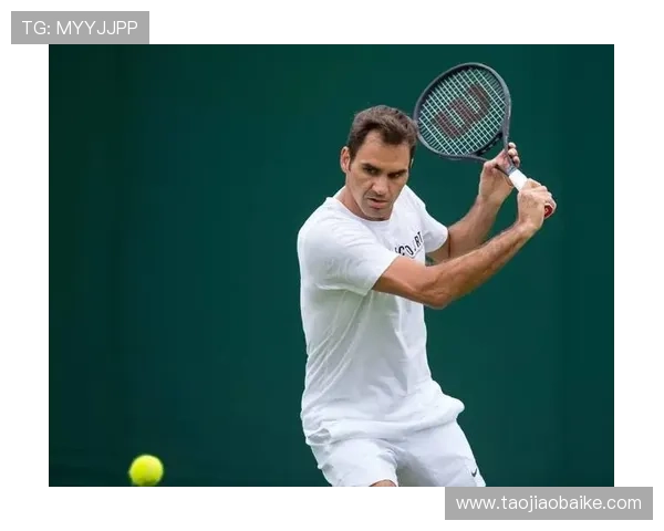 费德勒回归训练场引热议 网坛再燃传奇复出新希望